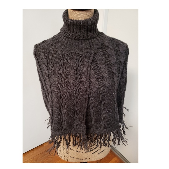 gray half cape sweater - Picture 1 of 4